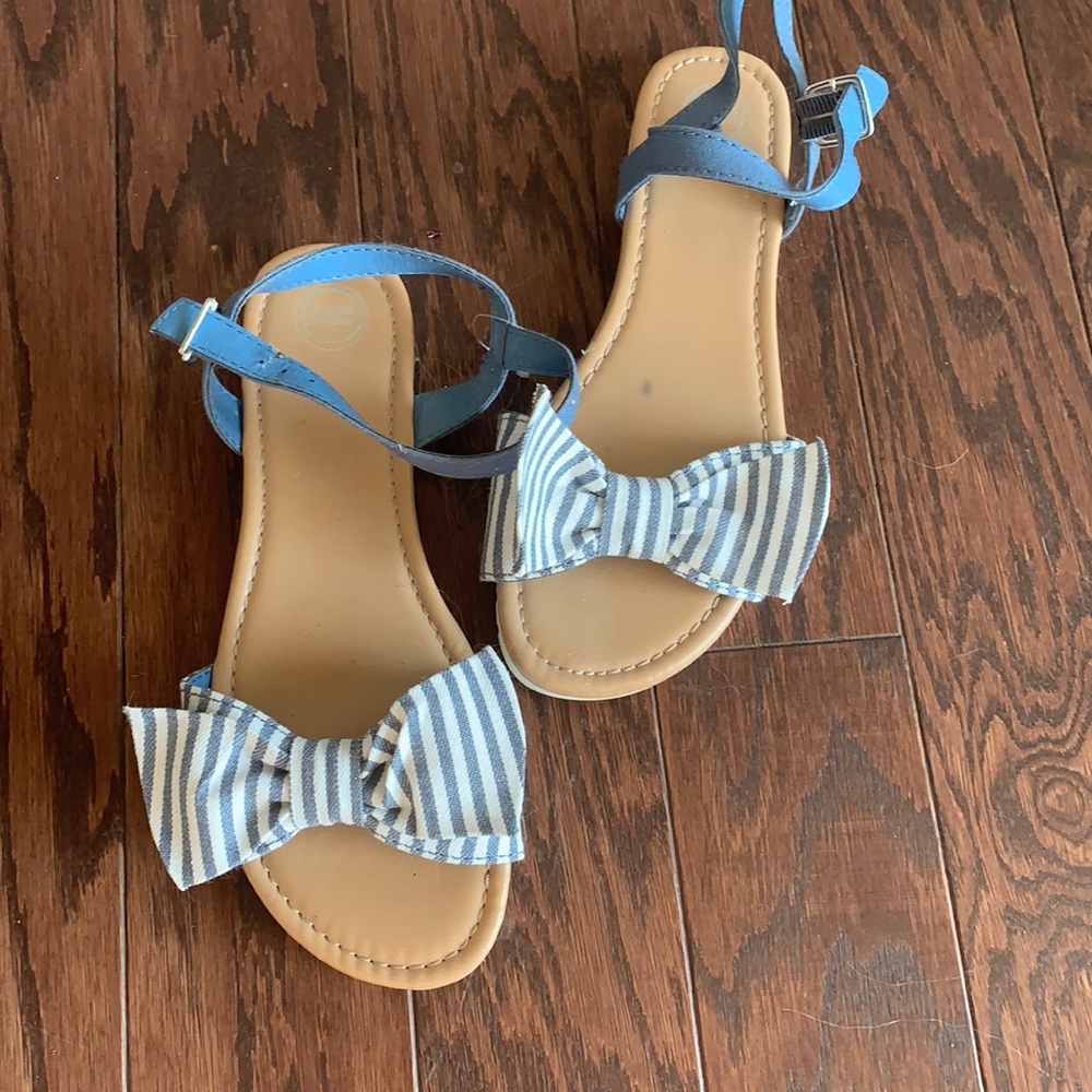 Bow Sandals
